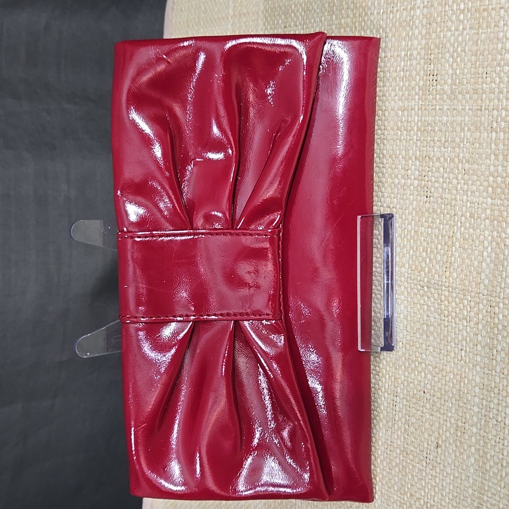 Red Patent Bow Accent Clutch Bag